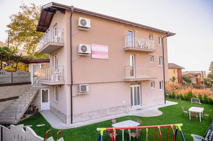 Guest House Tedi Szapareva Banja Kültér fotó