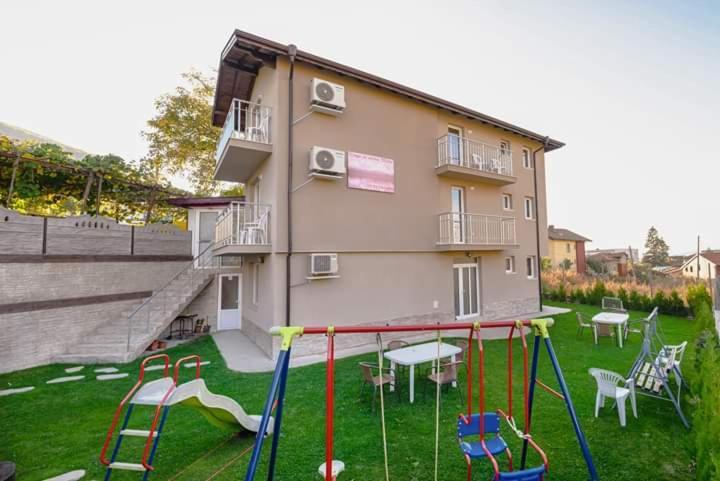 Guest House Tedi Szapareva Banja Kültér fotó